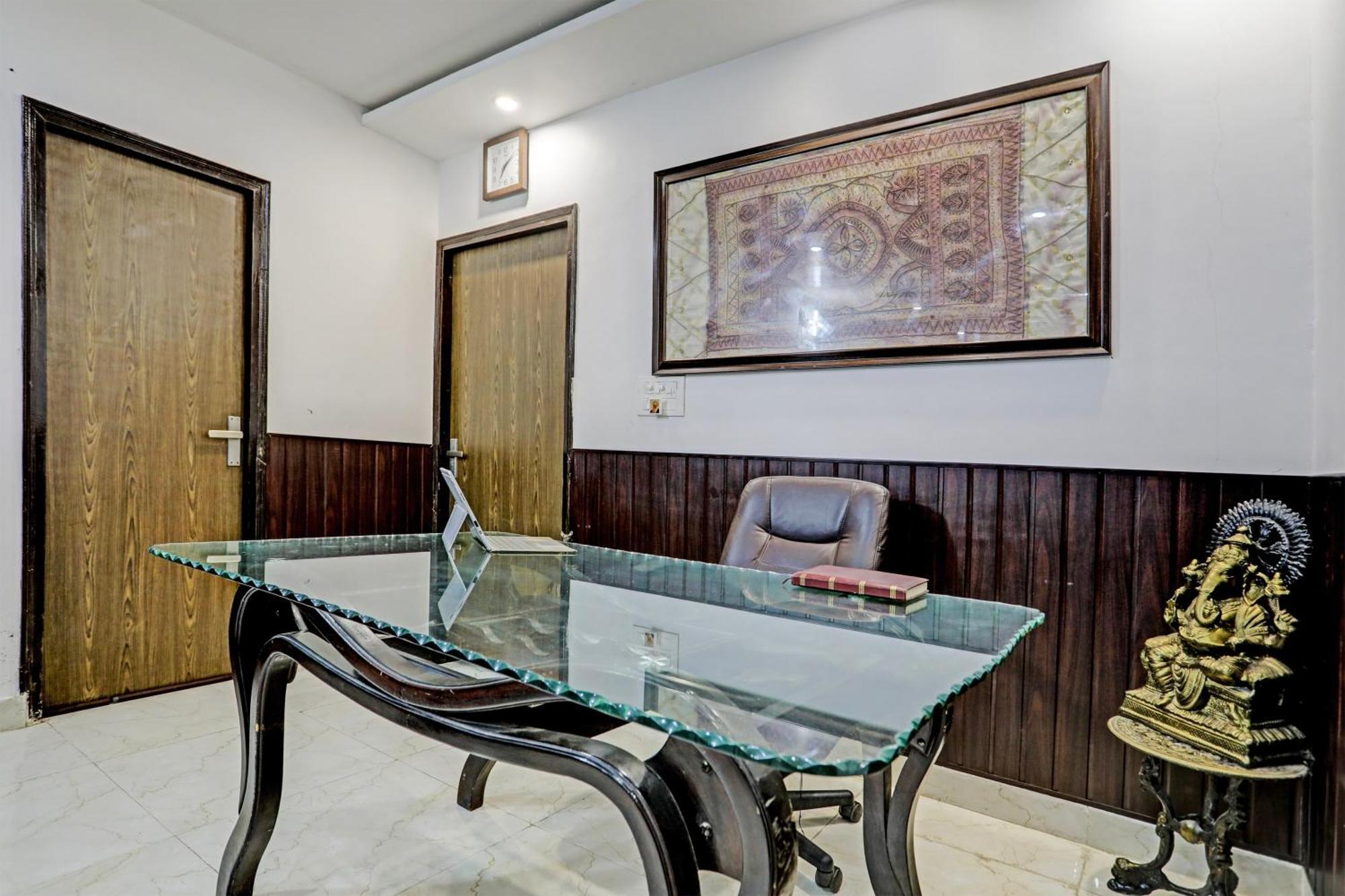Oyo Home Green View Appartments Beas Екстер'єр фото