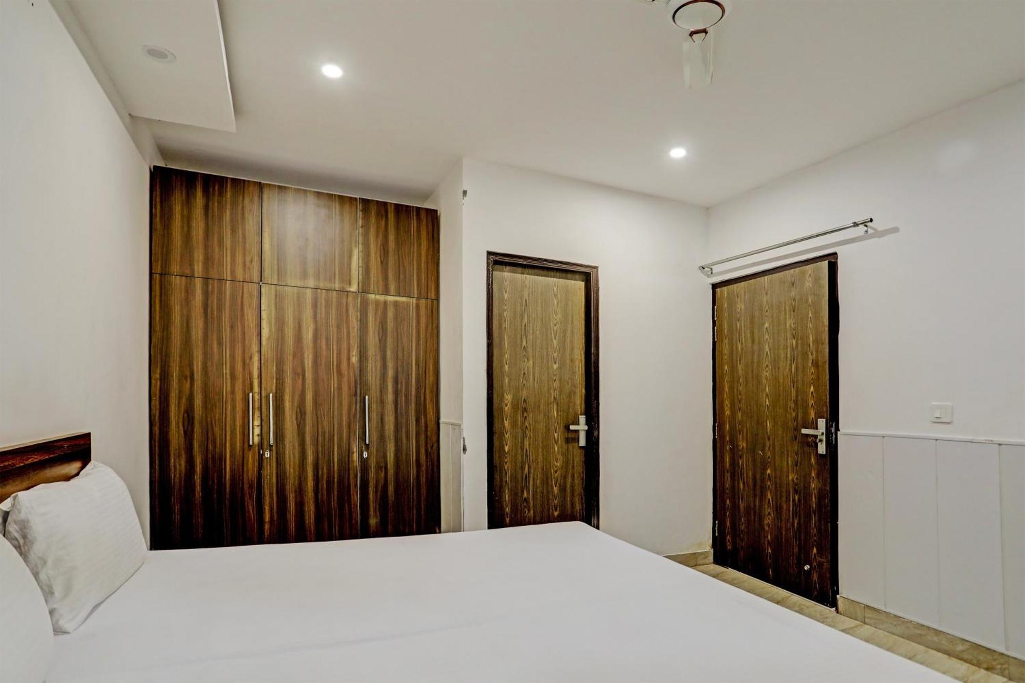 Oyo Home Green View Appartments Beas Екстер'єр фото