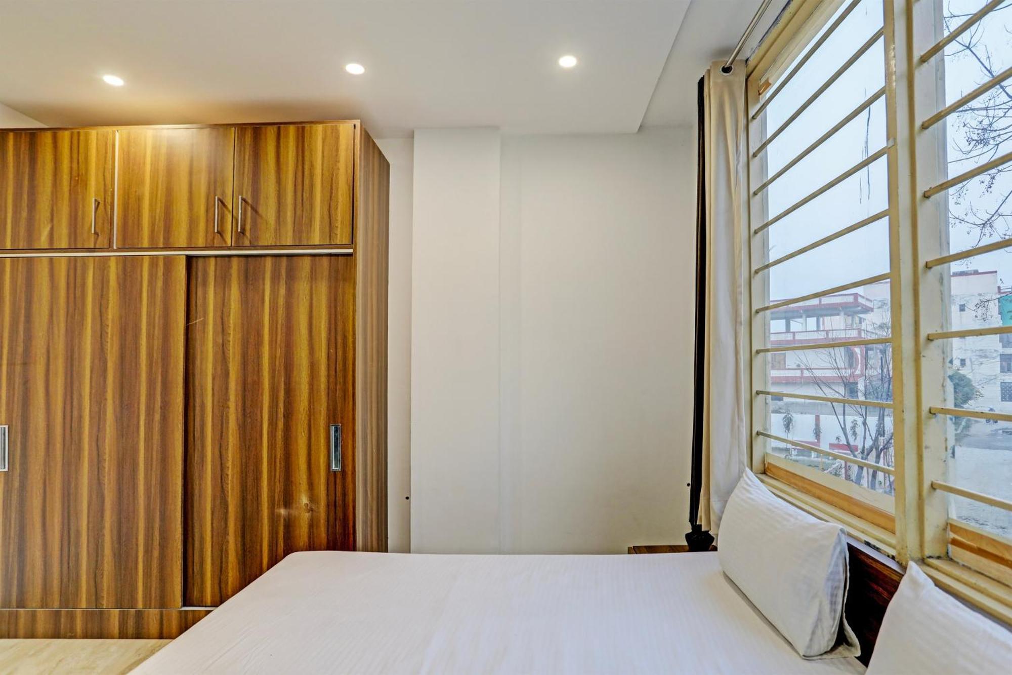 Oyo Home Green View Appartments Beas Екстер'єр фото