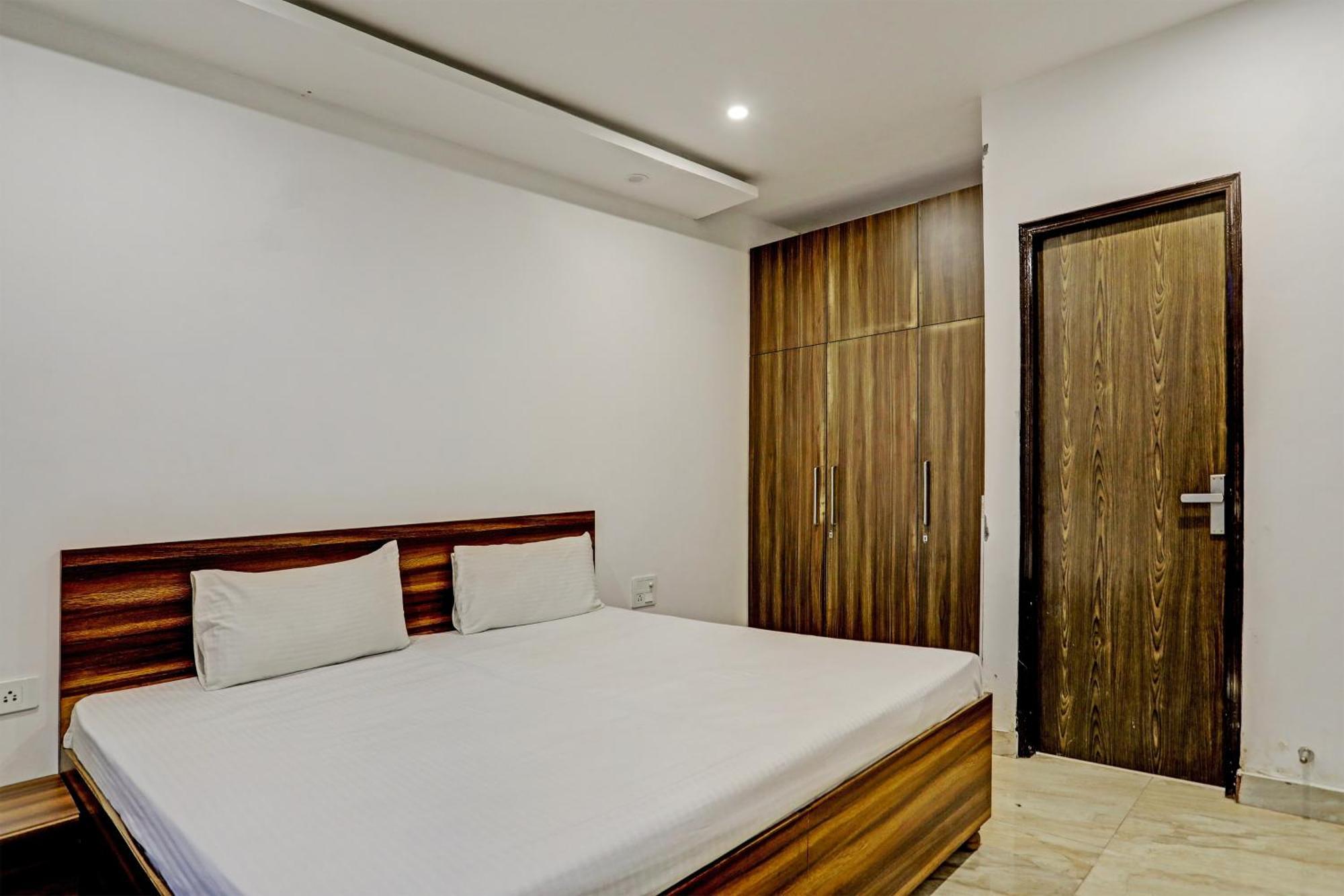 Oyo Home Green View Appartments Beas Екстер'єр фото