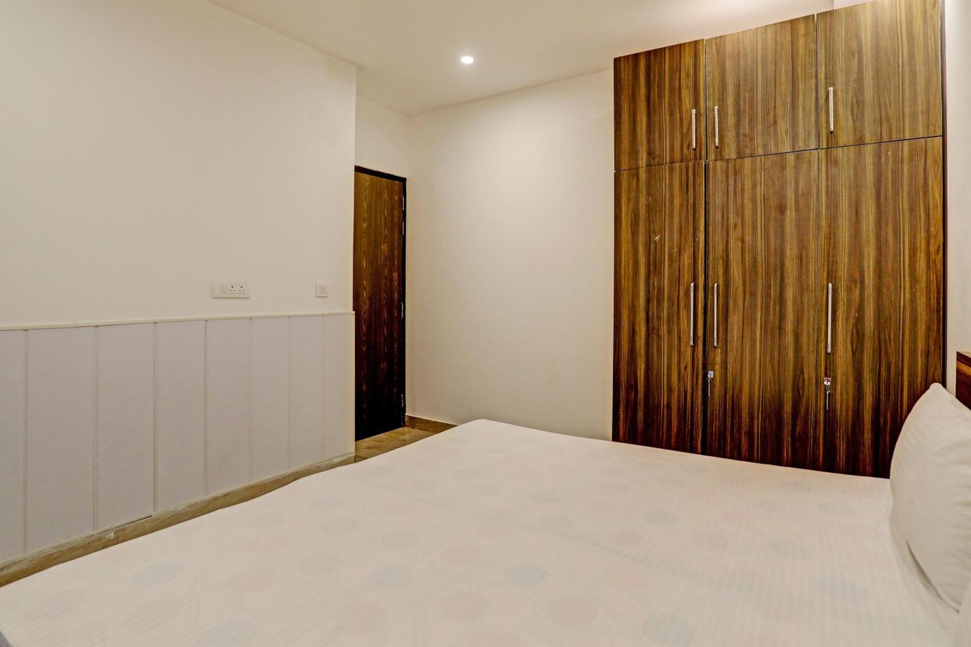 Oyo Home Green View Appartments Beas Екстер'єр фото